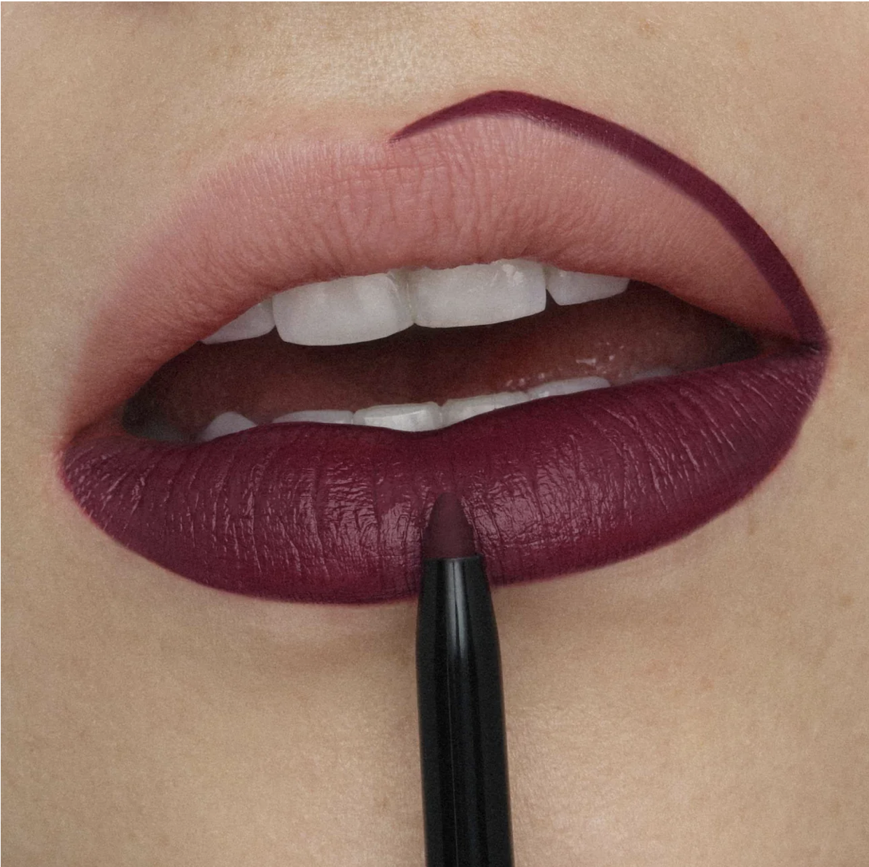 01. Red Line - Lip Pencil